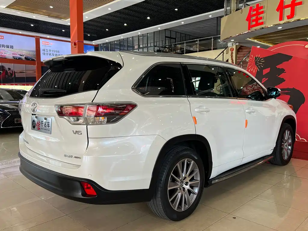 Toyota Highlander 2016