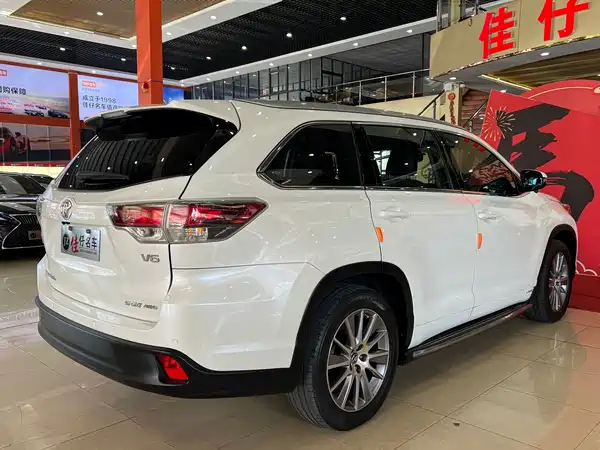 Toyota Highlander 2016