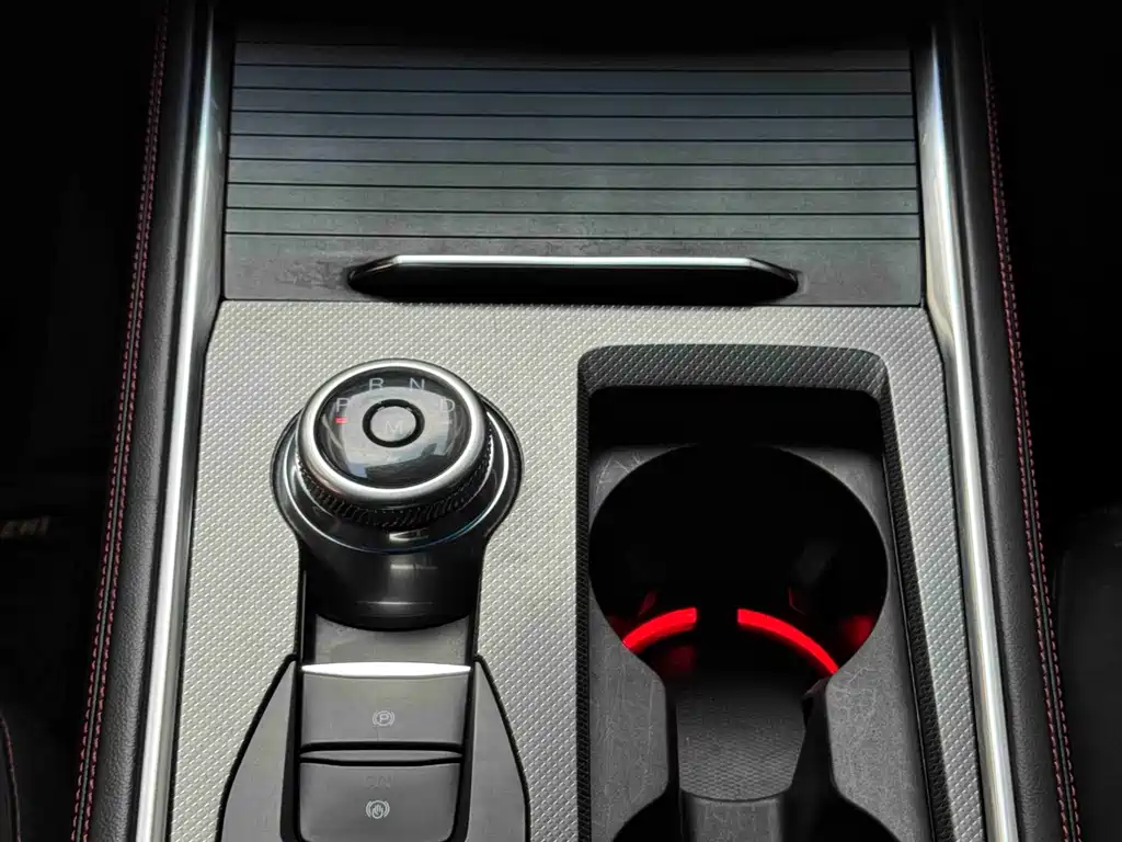 Ford Explorer 2023 — фото 13