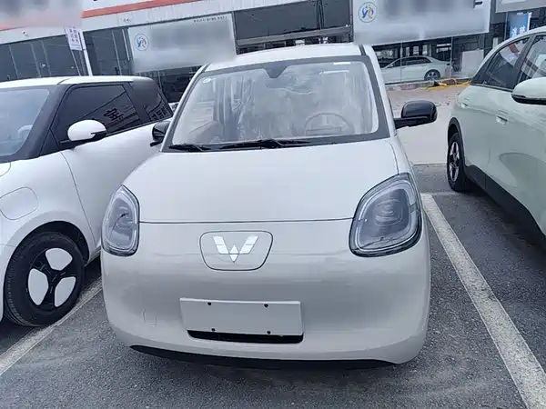 Wuling Hongguang MINIEV 2025