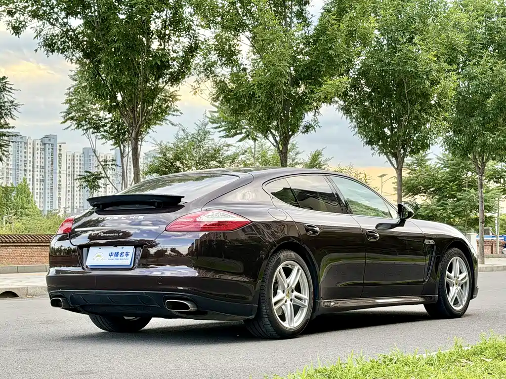 Porsche Panamera 2012 — фото 32