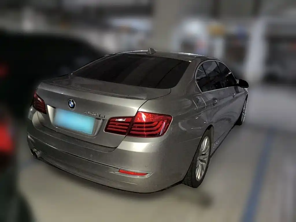 BMW 5 Series 2016 — фото 6