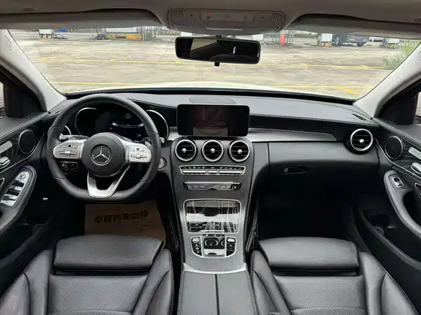 Mercedes-Benz C-Class 2020