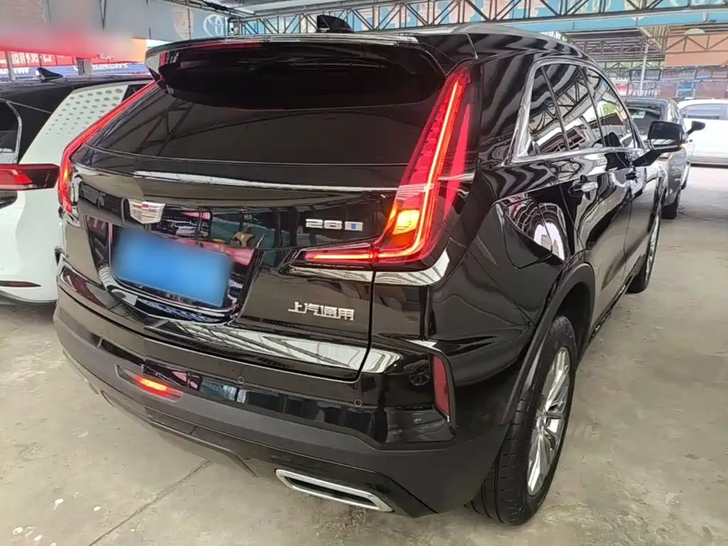 Cadillac XT4 2023 — фото 7