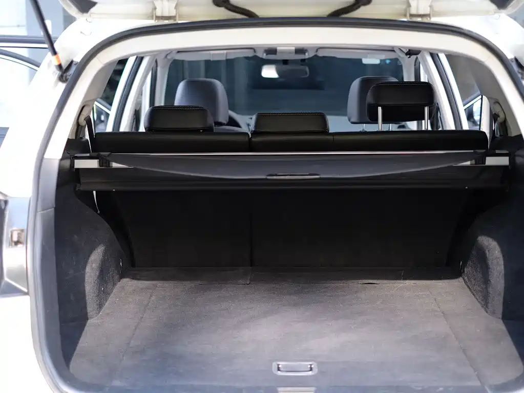 Subaru Outback 2014 — фото 31