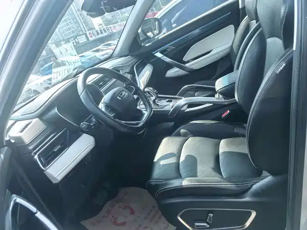 Geely Boyue 2022