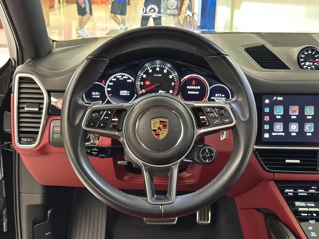 Porsche Cayenne 2023 — фото 18