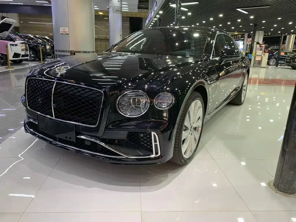 Bentley Flying Spur PHEV — фото 2