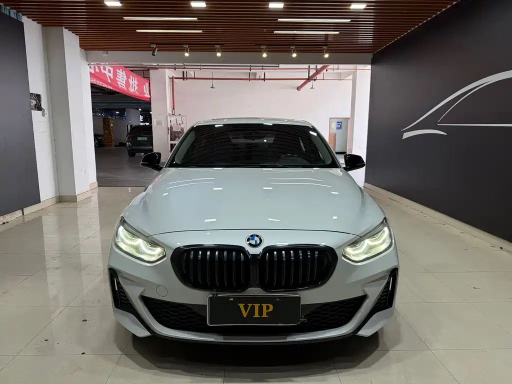 BMW 1 Series 2021