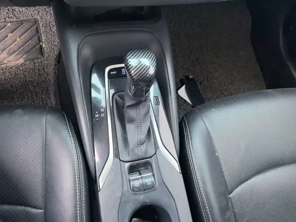 Toyota Corolla 2020 — фото 14