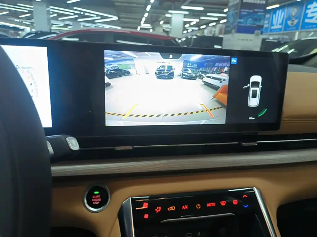 Maxus G50 Plug-In Hybrid 2025 — фото 13