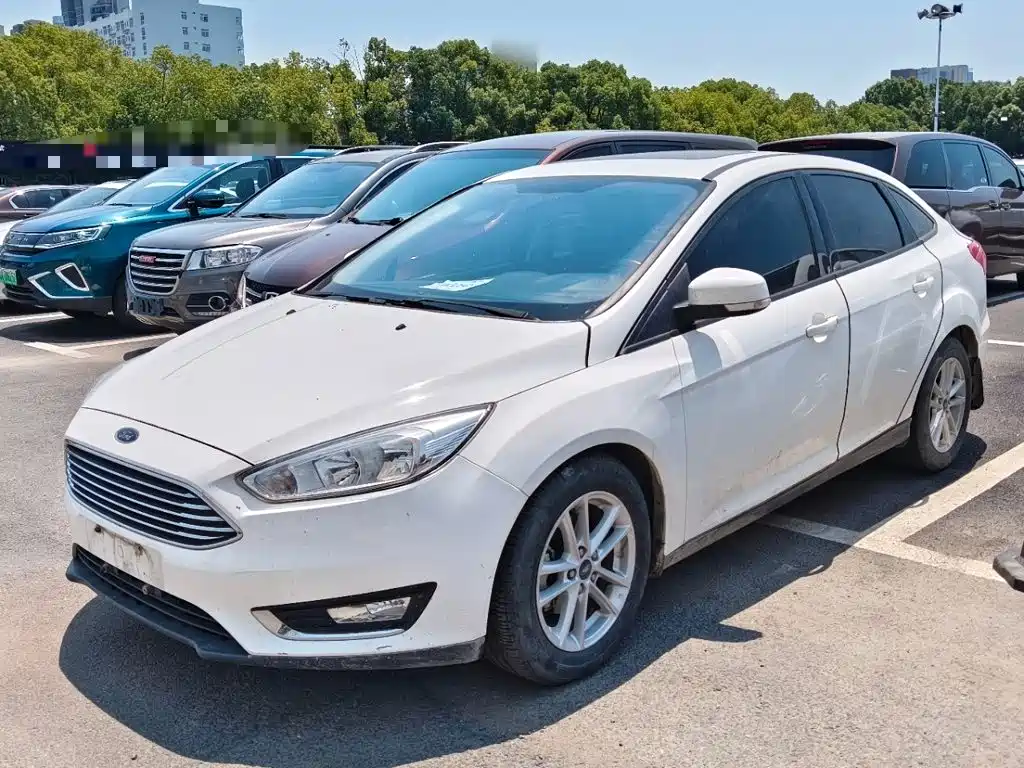 Ford Focus 2015 — фото 2