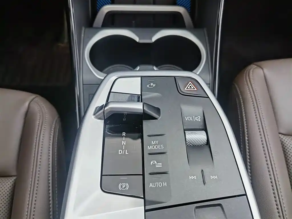 BMW X1 2024 — фото 13