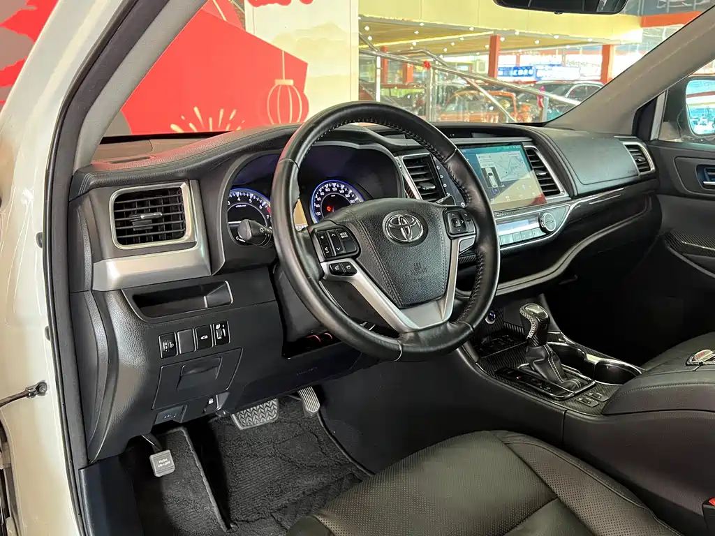 Toyota Highlander 2016