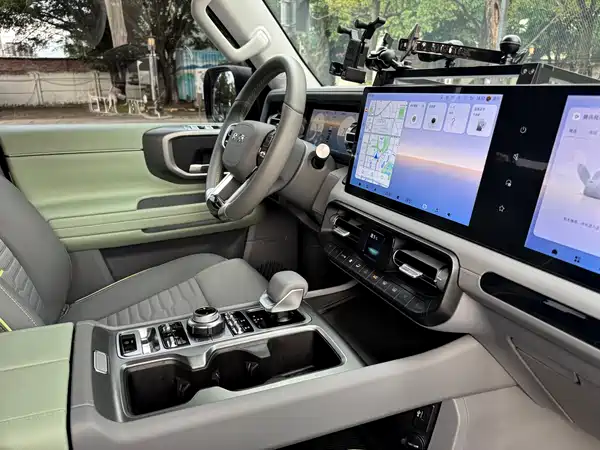 BAIC BJ40 2025