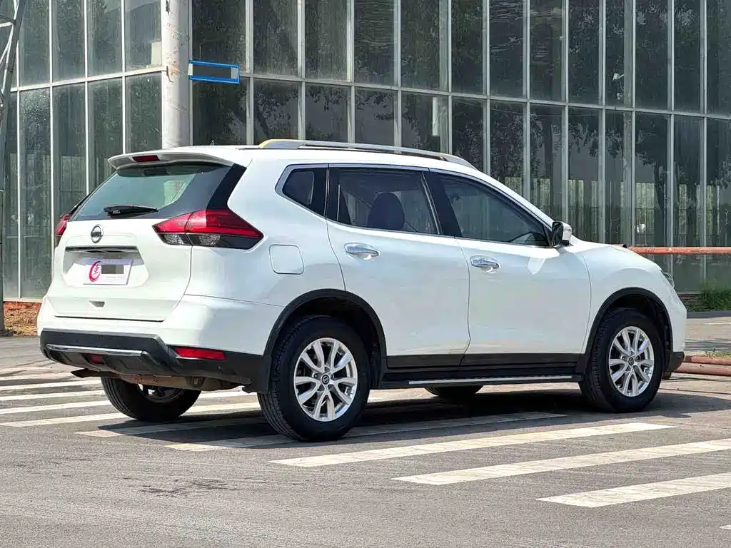 Nissan X-Trail 2018 — фото 17