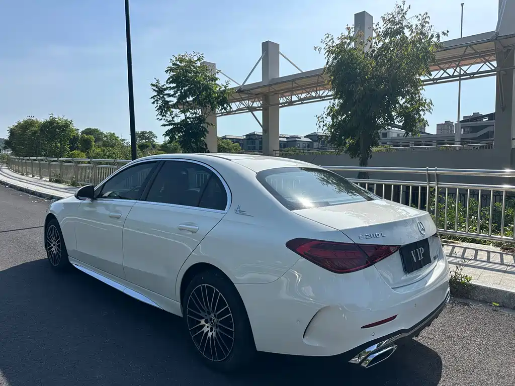 Mercedes-Benz C-Class 2023 — фото 4