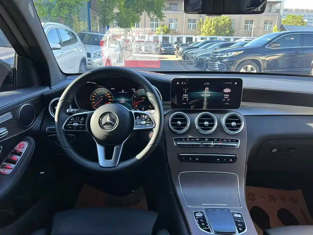 Mercedes-Benz GLC 2023 — фото 26