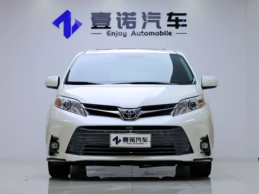 Toyota Sienna 2020 — фото 2