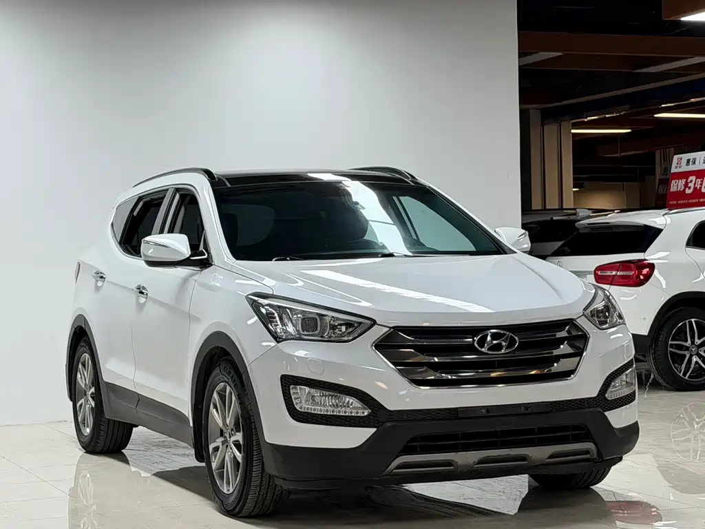 Hyundai Santa Fe 2013 — фото 3