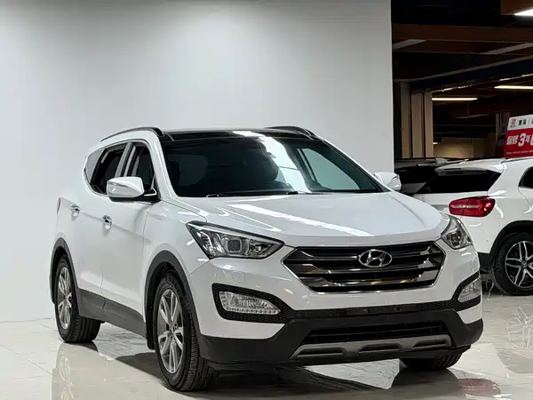 Hyundai Santa Fe 2013