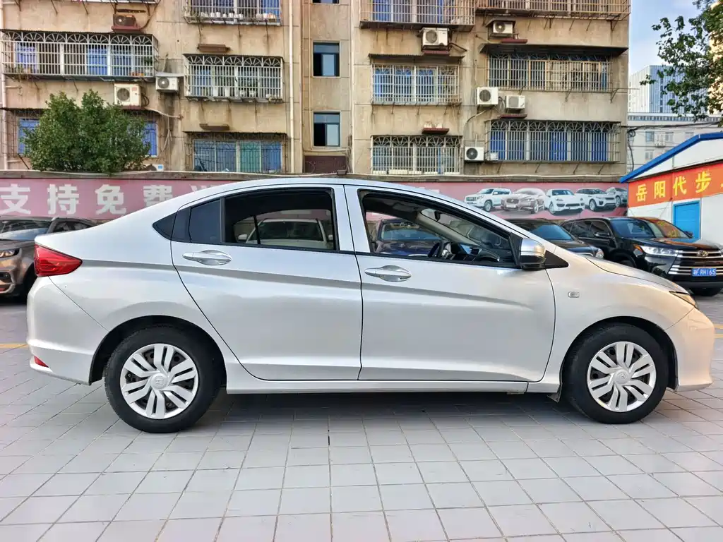 Honda City 2016 — фото 4