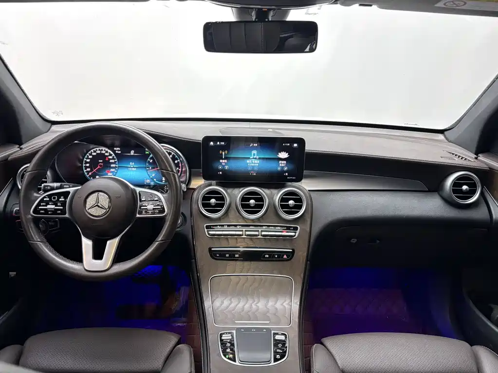 Mercedes-Benz GLC 2020 — фото 14