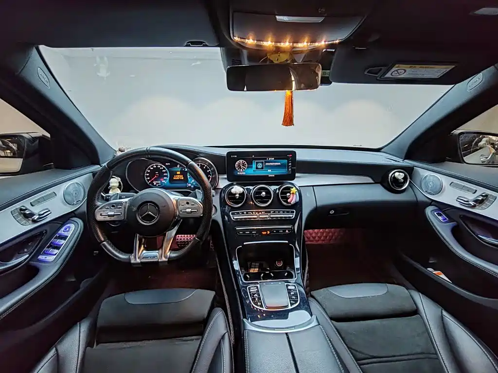 Mercedes-Benz C-Class AMG 2021 — фото 10