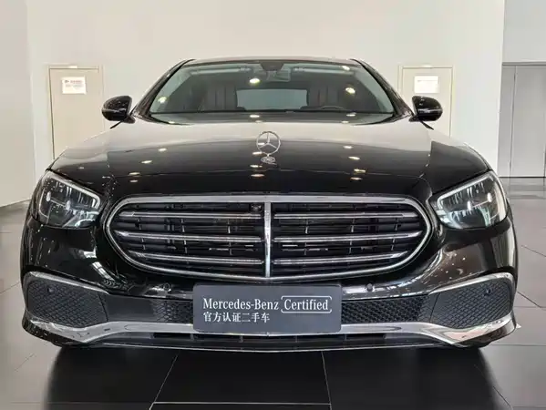 Mercedes-Benz E-Class 2023