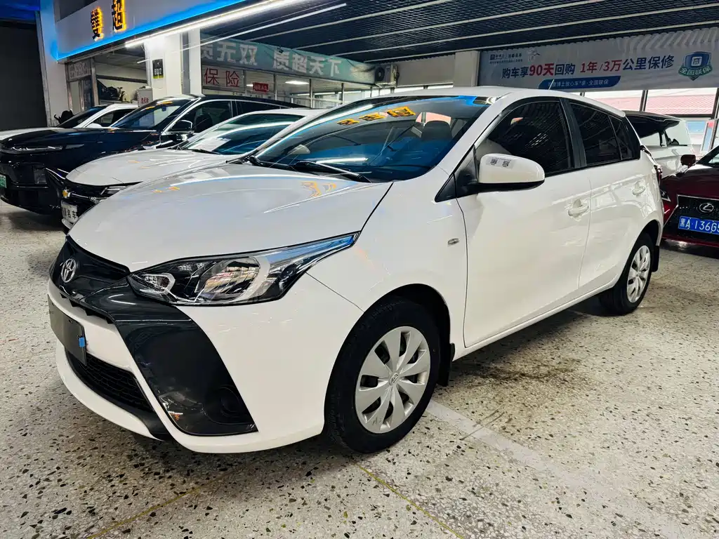 Toyota Yaris L 2019 — фото 2