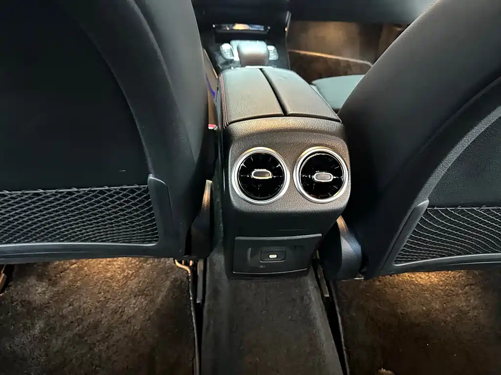 Mercedes-Benz A-Class 2023 — фото 12