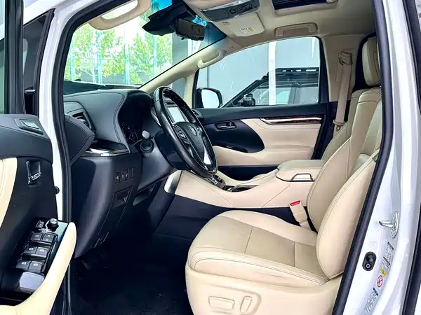Toyota Alphard 2019