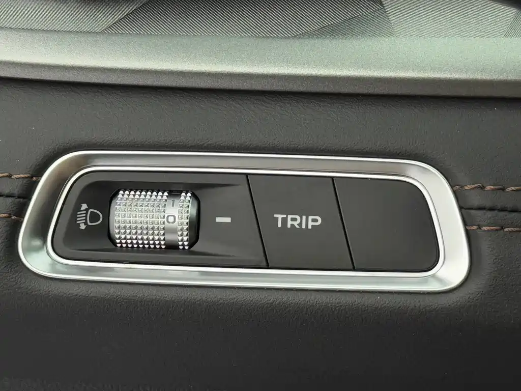Geely Vision X6 2022 — фото 20