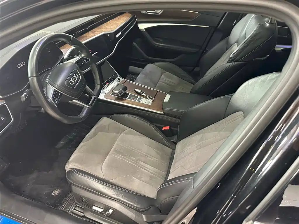 Audi A6L 2023 — фото 3