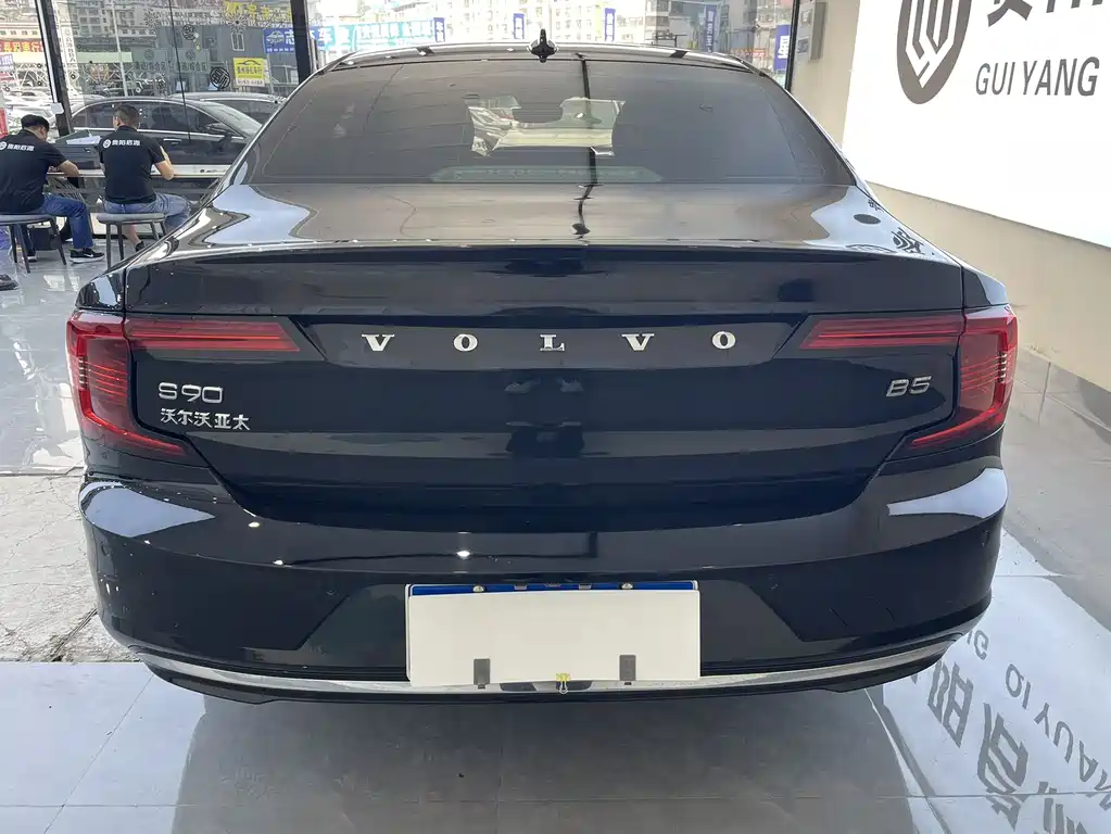 Volvo S90 2022 — фото 19