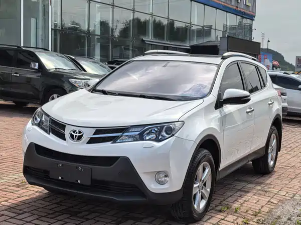 Toyota RAV4 2013