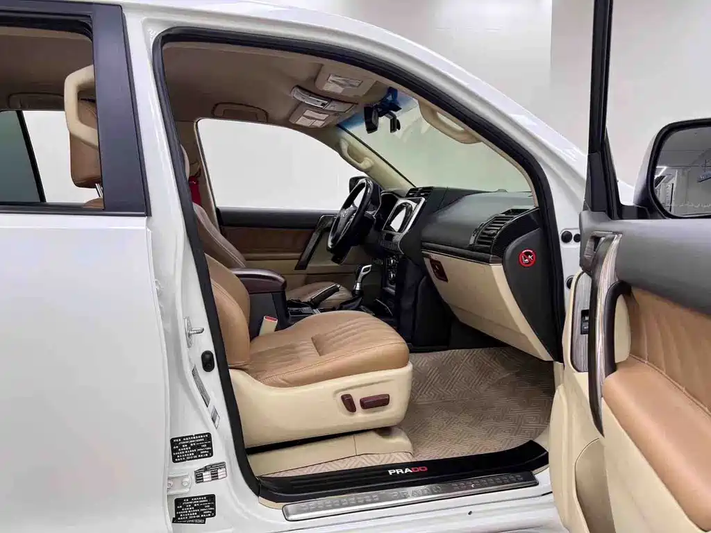 Toyota Prado 2017 — фото 23