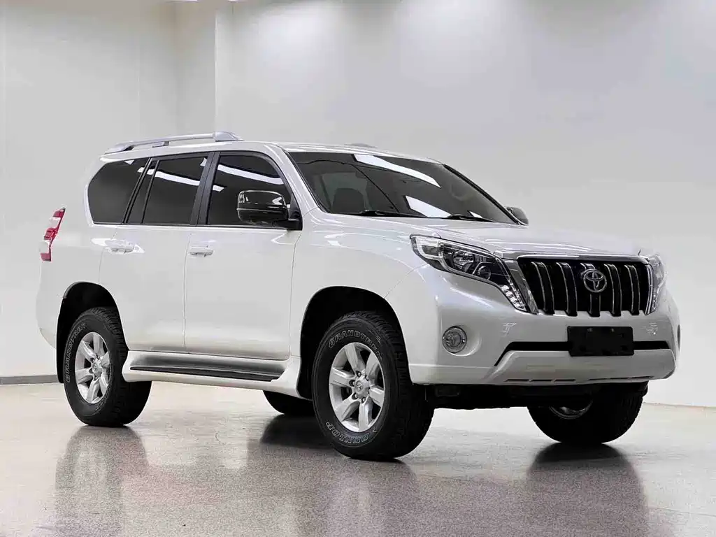 Toyota Prado 2017 — фото 3