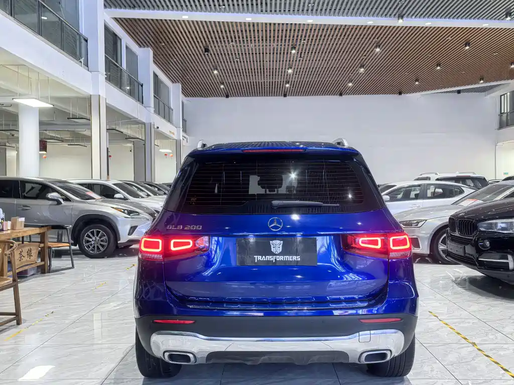 Mercedes-Benz GLB 2021