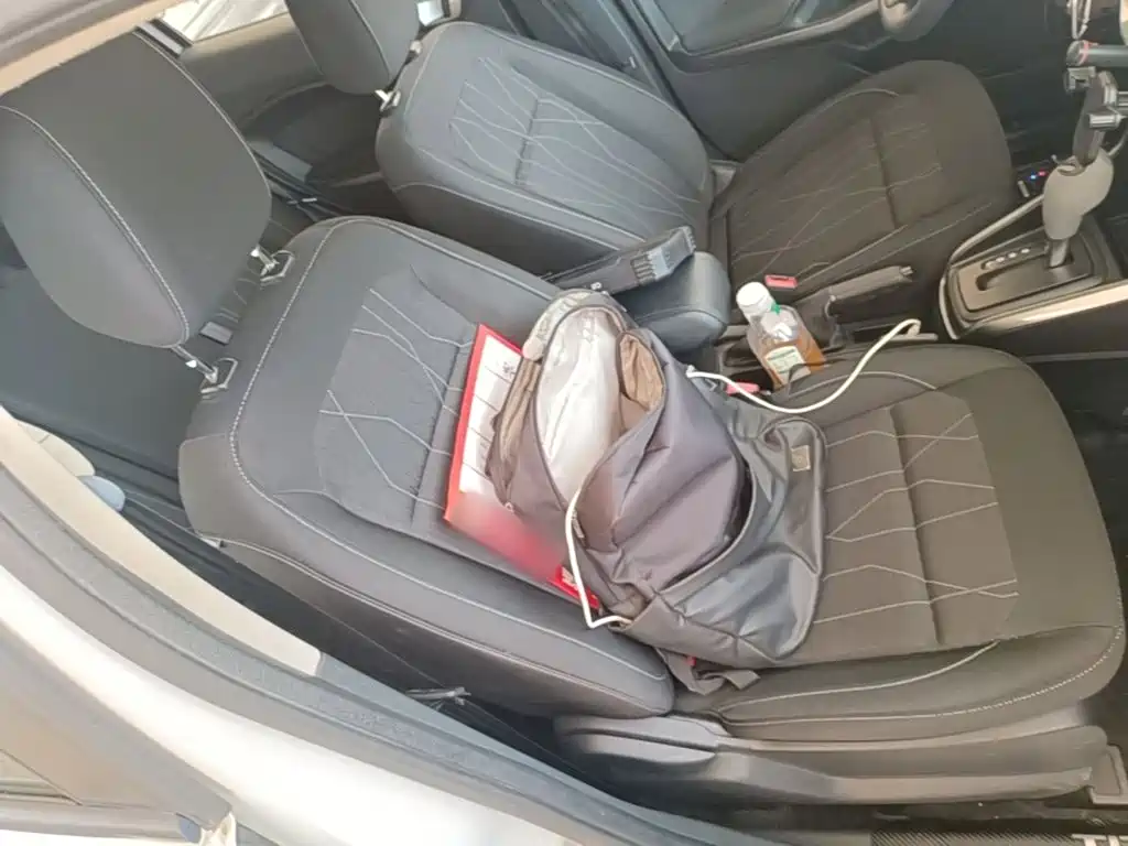 Ford EcoSport 2018 — фото 25