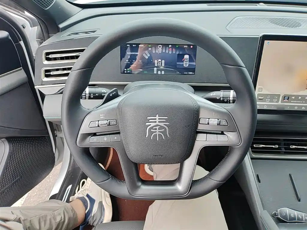 BYD Qin L 2025 — фото 11