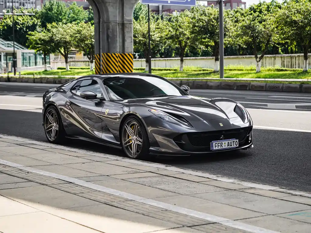 Ferrari 812 2023 — фото 17