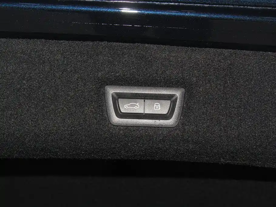 BMW 7 Series 2025 — фото 25
