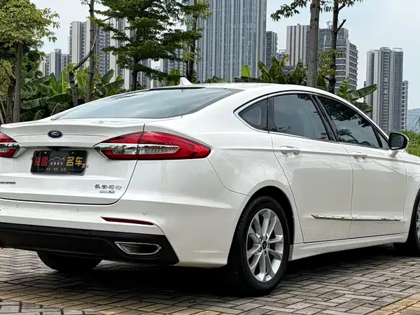 Ford Mondeo 2022