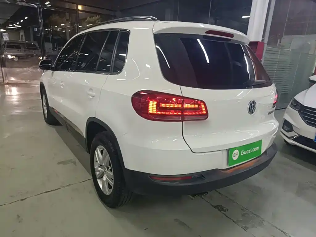 Volkswagen Tiguan 2015 — фото 5