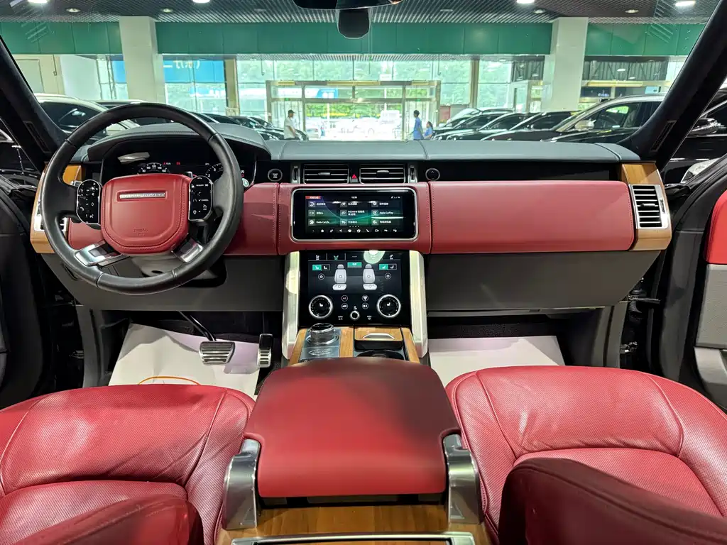 Land Rover Range Rover 2019 — фото 9