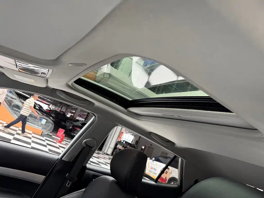 Kia KX1 2023 — фото 17