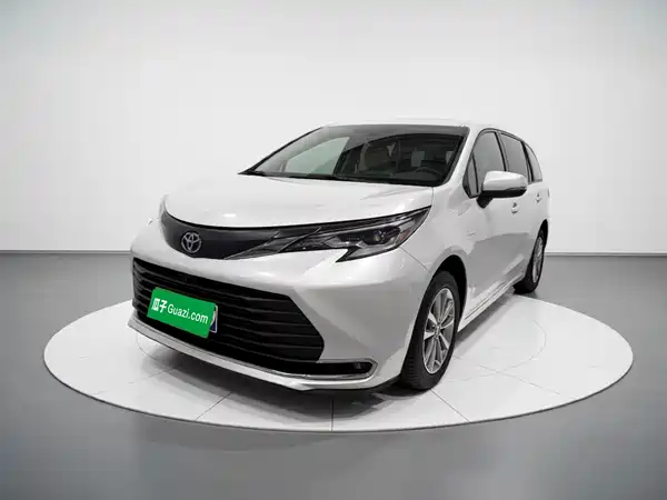 Toyota Sienna 2023