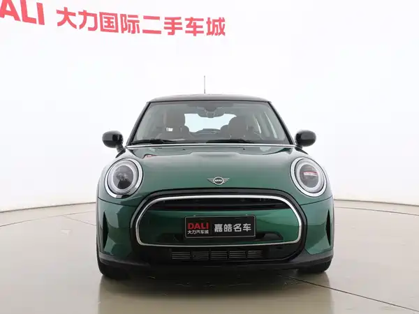 MINI MINI 2022