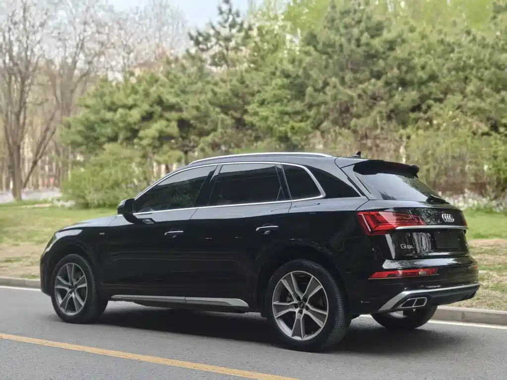 Audi Q5L 2022 — фото 4